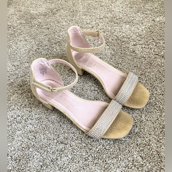 Kelly & Katie Ophelia Shoe - Size 1 - Picture 5 of 13